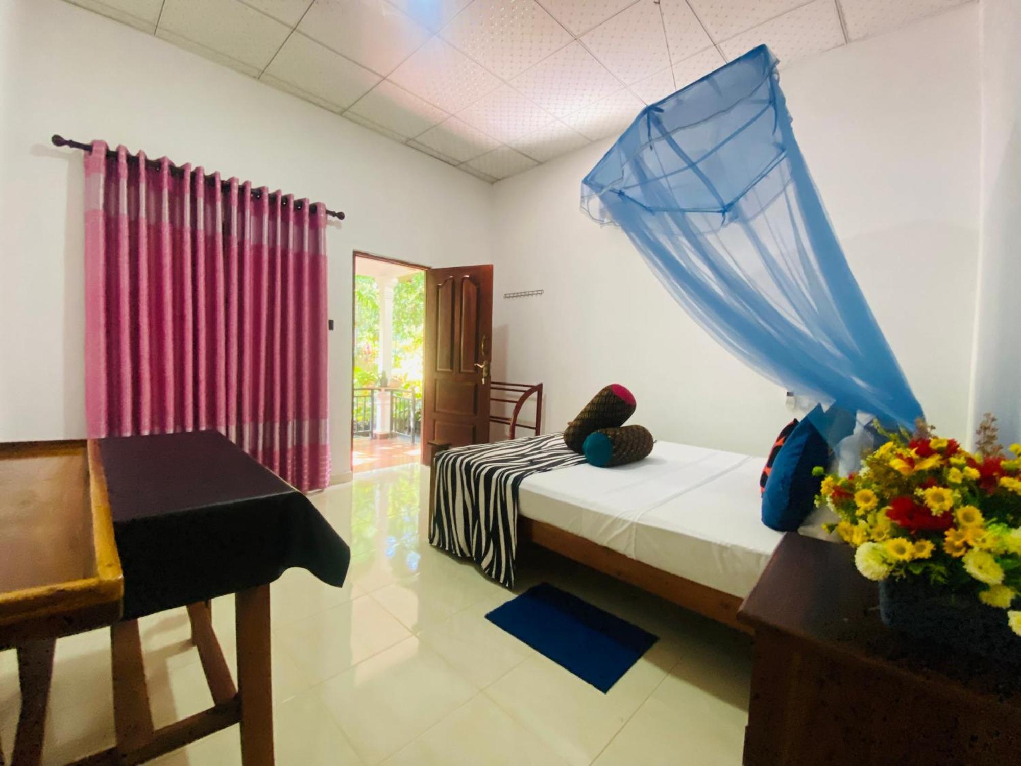 Priyavimana Resort Habarana Kültér fotó
